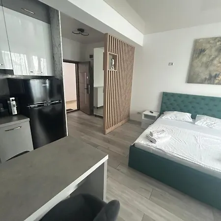 706 B2 Almar Luxury Residence-renting & Free Pool *