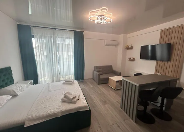 Apartmán 706 B2 Almar Luxury Residence-renting & Free Pool