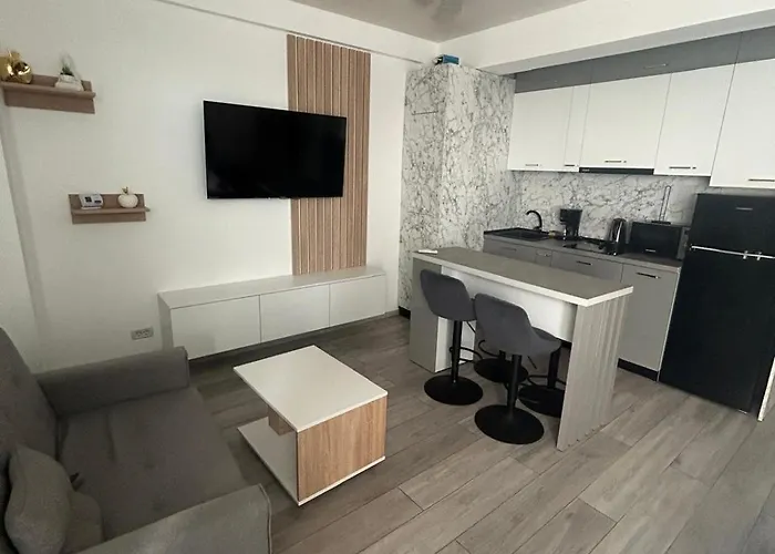 706 B2 Almar Luxury Residence-renting & Free Pool